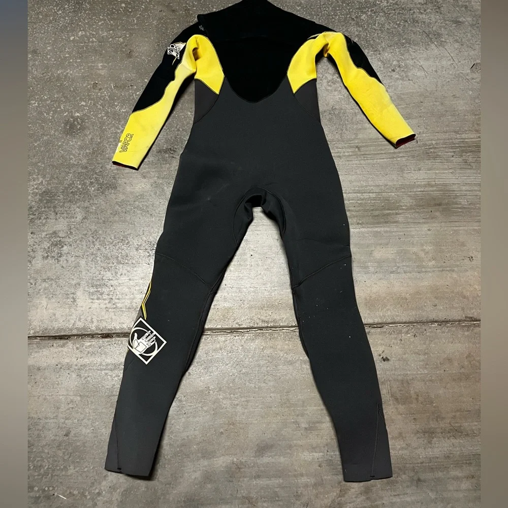 Kids Body Glove wetsuit